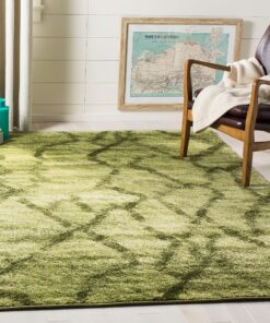 SAFAVIEH Retro Collection Accent Rug - 2'6" x 4', Light Grey & Black, Modern Abstract Design, Non-Shedding & Easy Care, Ideal for High Traffic Areas in Entryway, Living Room, Bedroom (RET2144-7990) Rectangular Light Grey/Black 2 ft 6 in x 4 ft 7 A1Vpw97a 8L