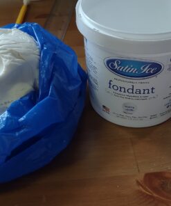 Satin Ice White Fondant, Vanilla, 2 Pounds 2 Pound (Pack of 1) 37 A1Wr5WxAFCL