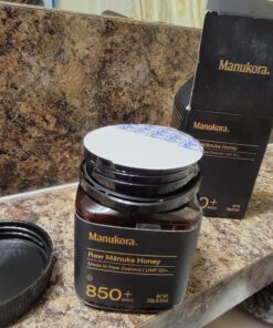 Manukora Raw Manuka Honey, MGO 850+ from New Zealand, Non-GMO, Monofloral, Traceable from Hive to Hand, Daily Digestive & Immune Support - 250g (8.82 Oz) 8.82 Ounce (Pack of 1) 45 A1a46VBPQML