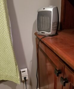 Lux WIN100 Automatic Heating & Cooling 5-2 Day Programmable Outlet Thermostat, Compatible with Portable A/C, Fans, and Space Heaters One Color 37 A1cNamFoHsL