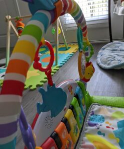 Fisher-Price Baby Playmat Deluxe Kick & Play Piano Gym & Maracas with Smart Stages Learning Content,5 Linkable Toys & 2 Soft Rattles (Amazon Exclusive) Kick N Play Green + Maracas 60 A1fr8fPA0 L