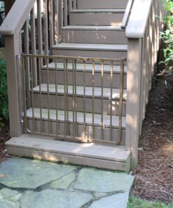 Cardinal Gates SS30OD Outdoor Baby Gate for Stairs - Adjustable Outdoor Dog Gate - Aluminum Safety Gate for Kids & Pets - Can be Installed at Angles - 27 to 42.5 Inches Wide - Black 25 A1jgyb9OzdL