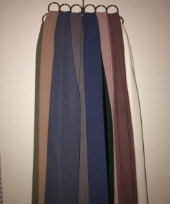 iDesign Axis Metal Loop Scarf Hanger, No Snag Closet Organization Storage Holder for Scarves, Men's Ties, Women's Shawls, Pashminas, Belts, Accessories, Clothes, 18 Loops ,0.3" x 9.9" x 11.2", Chrome 34 A1rrQa8F6WL