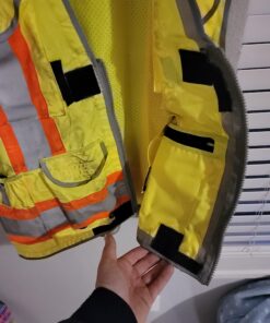 Radians SV55 Class 2 Heavy Woven Two Tone Engineer Vest with Padded Neck to Support Extra Weight in Cargo Pockets One Size Green 26 A1ublS1Q1QL