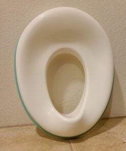 Potty Training Seat for Boys And Girls, Fits Round & Oval Toilets, Non-Slip with Splash Guard, Includes Free Storage Hook - Jool Baby Aqua 38 A1zsKryuf7L