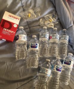 Detoxify – Instant Clean – 4 Capsules – Professionally Formulated Herbal Detox Capsules – Enhanced with Metaboost, Milk Thistle Extract, Uva Ursi & Ginseng Extract - Plus Sticker 3 Count (Pack of 3) 10 B111D23zIiS