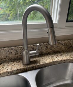 Moen Adler 87233SRS Spot Resist Stainless Zinc Pull Down Kitchen Faucet with Power Clean, Button, and Retractable Wand, ADA Compliant, Classic Style, Fashion-forward, Built to Last Standard 38 B12PzGfIu2S