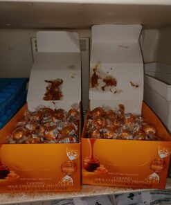 Lindt LINDOR Caramel Milk Chocolate Truffles, Milk Chocolate Candy with Smooth, Melting Truffle Center, Great for gift giving, 25.4 oz., 60 Count 60 Count (Pack of 1) 28 B15VbqH07VS 1