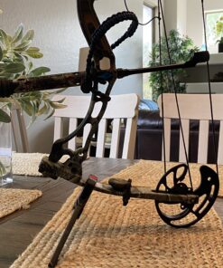 TRUGLO Bow Jack Lightweight Durable Portable Folding Bow Stand for Bowhunting w/Integrated Finger Tabs & Overmolded Rubber Grips Standard Leg (7.5 in); Standard Limb (2.75 in) 38 B17zCU2ViMS