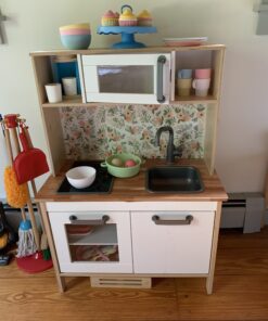 KidKraft 27-Piece Pastel Cookware Set, Plastic Dishes and Utensils for Play Kitchens, Gift for Ages 18 mo+ 40 B18QmecquS