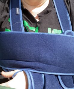 Velpeau Arm Sling Shoulder Immobilizer - Can Be Used During Sleep - Rotator Cuff Support Brace - Adjustable Medical Sling for Broken & Fractured Bones, Dislocation, Sprains, Strains & Tears (Large) Large (Pack of 1) 27 B1JHElhu9US