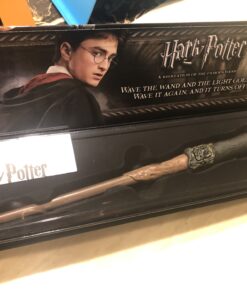 The Noble Collection NN1910 Harry Potter Illuminating Wand, 14-Inch 33 B1KQrpOeoxS