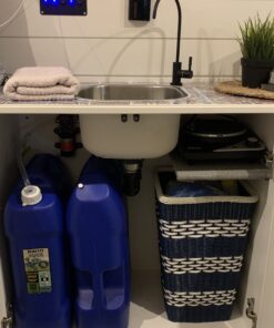 Seaflo 12V DC 1.2 GPM 35 PSI 21-Series Diaphragm Water Pressure Pump for Caravan/RV/Boat/Marine 18 B1KyEXzPauS