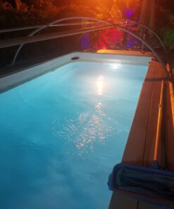 Intex Underwater LED Magnetic Above Ground Wall Pool Light with Magnetic Transmitter and 4 Different Color Options, Multicolor/White Wall Light 40 B1MZjBKHqQS