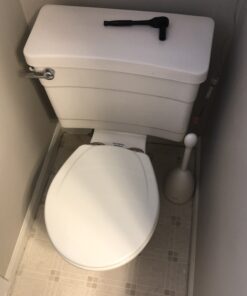 Mayfair 830NISL 000 Toilet Seat, 1 Pack-ROUND, White-Brushed Nickel Hinges 1 Pack - ROUND White - Brushed Nickel Hinges 31 B1PRrl0abJS