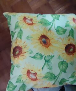 Fairfield The Original Poly-Fil, Premium Polyester Fiber Fill, Soft Pillow Filler, Stuffing for Stuffed Animals, Toys, Cloud Decorations, and More, Machine-Washable, 12-ounce Bag 30 B1Pcf70V3kS