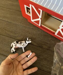 Melissa & Doug Fold and Go Wooden Barn With 7 Animal Play Figures - Farm Animals Portable Toys For Kids And Toddlers Ages 3+ Set 59 B1QTyY9v7uS 1