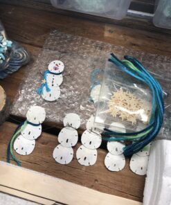 Tumbler Home Sand Dollars 50pcs - Under 1" Inch - Small Natural White Sand Dollar - Sea Shell for Crafts - Wedding Shells - Bulk Sand Dollars 30 B1RS1uNRGlS