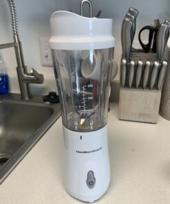 Hamilton Beach Portable Blender for Shakes and Smoothies with 14 Oz BPA Free Travel Cup and Lid, Durable Stainless Steel Blades for Powerful Blending Performance, White ( 51101V) 14 oz. 32 B1ajjchU5pS