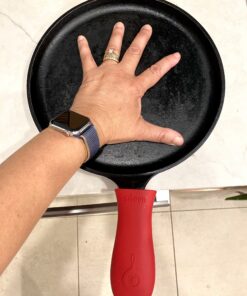 Lodge Silicone Hot Handle Holder - Red Heat Protecting Silicone Handle Cast Iron Skillets with Keyhole Handle 35 B1asj4NqpS 1