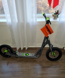 Mongoose Expo Youth Kick Scooter, Suggested for Riders with Ages 6 to 9 Years Old, Max. Weight of 175 lbs., Front and Rear Caliper Brakes, Rear Axle Pegs, 12-Inch Inflatable Wheels Green/Grey 47 B1bJCWHuypS