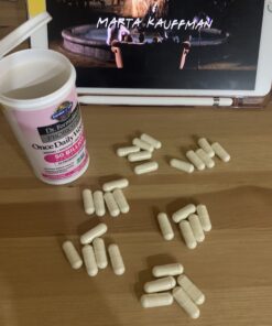 Garden of Life, Dr. Formulated Women's Probiotics Once Daily, 16 Strains, 50 Billion, 30 Capsules 36 B1iMicG6W8S