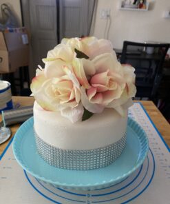 Satin Ice White Fondant, Vanilla, 2 Pounds 2 Pound (Pack of 1) 40 B1jdbF6TdiS