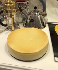 HIWARE 9 Inch Non-stick Cheesecake Pan Springform Pan with Removable Bottom/Leakproof Cake Pan with 50 Pcs Parchment Paper - Black 9-Inch 37 B1kffgXNibS