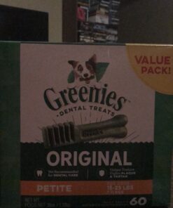 GREENIES Original Petite Natural Dog Dental Care Chews Oral Health Dog Treats, 36 oz. Pack (60 Treats) Petite Size (15-25 lb Dog) 60 Count (Pack of 1) 44 B1ksXCIneNS