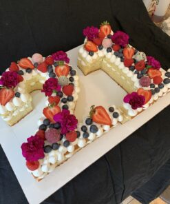 Southern Champion Tray 1153 Corrugated Greaseproof Single Wall Cake Pad, Half Sheet, 19" L x 14" W, Bright White (Case of 50) 19" x 14" 9 B1ruITA7UeS