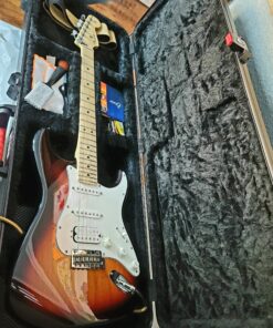 Gator Cases Molded Flight Case For Strat/Tele Style Electric Guitars With TSA Approved Locking Latch (GTSA-GTRELEC) 53 B1uYaUSQulS