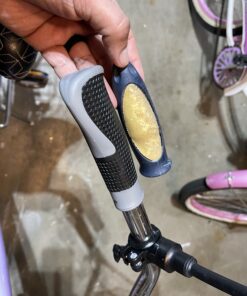 Schwinn Ergonomic Comfort Bike Grips, Fits Most Standard Bicycle Handlebars, Provide Extra Comfort and Improved Grip, Bike Parts and Accessories Black 38 B1x0D42GWtS