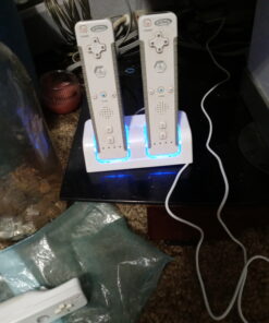 Kulannder Wii Remote Battery Charger(Free USB Wall Charger+Lengthened Cord) Dual Charging Station Dock with Two Rechargeable Capacity Increased Batteries for Wii/Wii U Game Remote Controller (White) 41 B1xHKr1yzFS