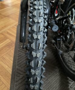 Schwinn Replacement Bike Tire, Mountain Bicycle Tires, High Traction Tread, Standard Bike Tires in Multiple Size Options Mountain/Standard 20-Inch x 1.95 Inch 45 B1zdL bFJfS