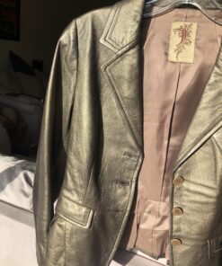 Bick 4 Leather Conditioner and Leather Cleaner 8 oz - Will Not Darken Leather - Safe For All Colors of Leather Apparel, Furniture, Jackets, Shoes, Auto Interiors, Bags & All Other Leather Accessories 34 C10nMUKjK4S