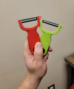 Kuhn Rikon Original Swiss Peeler 3-Pack Red/Green/Yellow Set of 3 Y Type Peeler 32 C1G2Z2H5ywS