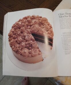 Martha Stewart's Cakes: Our First-Ever Book of Bundts, Loaves, Layers, Coffee Cakes, and More: A Baking Book 8 C1HBLKuLT2S
