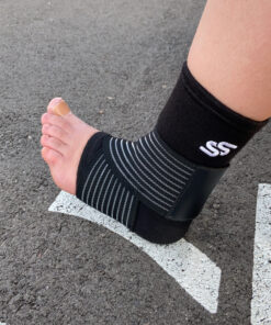 Sleeve Stars Ankle Brace for Women & Men, Achilles & Plantar Fasciitis Relief Compression Sleeve, Foot Brace with Ankle Support Strap, Heel Protector Wrap for Pain, Tendonitis & Sprain (Single/Black) One Size Black 1 39 C1NyNIVgJJS