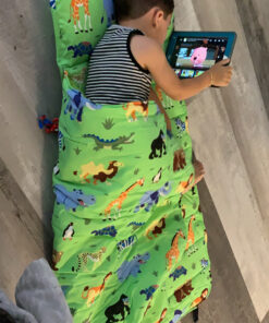 Wildkin Original Nap Mat with Reusable Pillow for Boys & Girls, Perfect for Elementary Daycare Sleepovers, Features Hook & Loop Fastener, Cotton Blend Materials Nap Mat for Kids (Wild Animals) Wild Animals 31 C1O611L2p2S