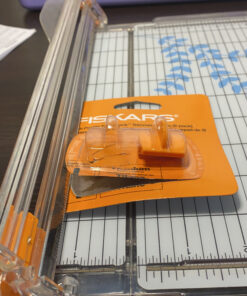 Fiskars TripleTrack Titanium Trimmer Replacement Blades - 2-Pack - High Profile Style I Blades - Arts and Crafts - Orange Triple Track Blades 32 C1YXnX4xsaS