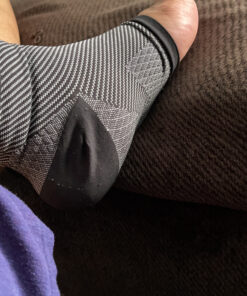 Bitly Plantar Fasciitis Socks for Women & Men - Best Foot & Ankle Compression Sleeve, Brace for Everyday Use - Provides Arch Support & Heel Pain Relief (Black, Large) Black 1 36 C1d7HOy87rS 3