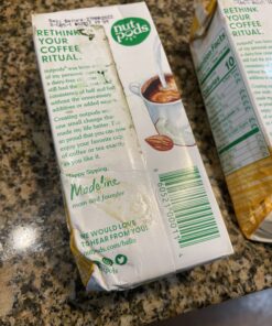 nutpods Original Coffee Creamer - Unsweetened Non Dairy Creamer Made from Almonds and Coconuts - Keto Creamer, Whole30, Gluten Free, Non-GMO, Vegan, Sugar Free, Kosher (4-Pack) 11.2 Fl Oz (Pack of 4) 43 C1kdh0n11SS