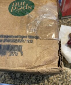 nutpods Original Coffee Creamer - Unsweetened Non Dairy Creamer Made from Almonds and Coconuts - Keto Creamer, Whole30, Gluten Free, Non-GMO, Vegan, Sugar Free, Kosher (4-Pack) 11.2 Fl Oz (Pack of 4) 40 C1nQbEeHS