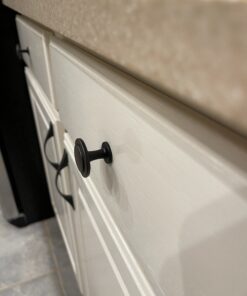 Cosmas 25 Pack 5560ORB Oil Rubbed Bronze Cabinet Hardware Round Knob - 1-1/4" Diameter 33 C1td4cAJo0S