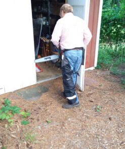 Husqvarna Functional Apron Chainsaw Chaps 38-Inch, Chainsaw Safety Equipment with 5 Layers, Adjustable Belt and Gear Pocket, Black 38 in. Black/Gray 10 C1tfDUiytRS