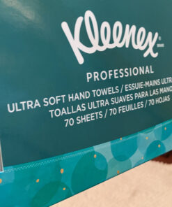 Kleenex Hand Towels (11268), Ultra Soft and Absorbent, Pop-Up Box, 18 Boxes / Case, 70 Paper Hand Towels / Box, 1,260 Sheets / Case 1260 Count (Pack of 1) White 37 C1yerix5bXS