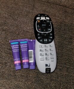 Lansinoh Lanolin Nipple Cream, Safe for Baby and Mom, Breastfeeding Essentials, 3 Mini Tubes, Each 0.25 Ounces 0.25 Ounce (Pack of 3) 31 D1 qGVC3f7S